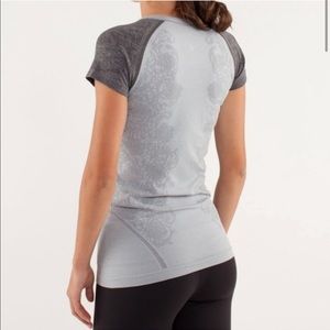 LULULEMON Grey Floral Swiftly Tech Short Sleeve